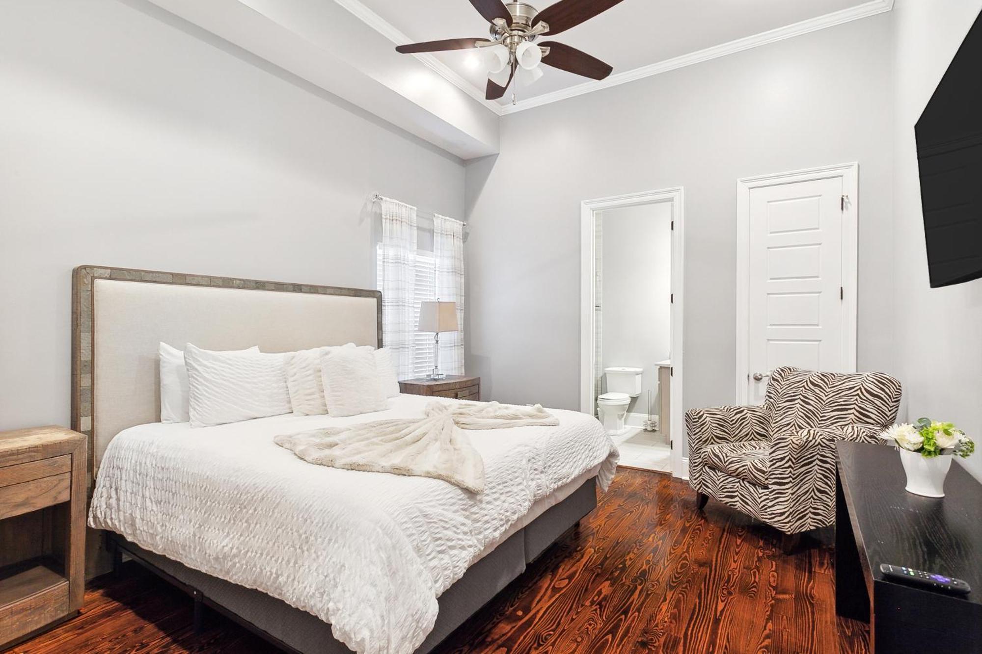 Amazing 3Bedroom Townhome, In Historic Dryade City New Orleans Ngoại thất bức ảnh